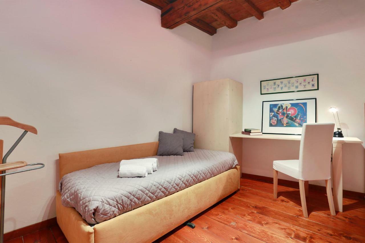 Ghibellina Apartment In The Heart Of The City Florence Exterior photo