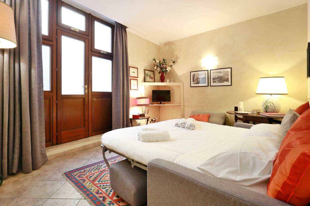 Ghibellina Apartment In The Heart Of The City Florence Exterior photo